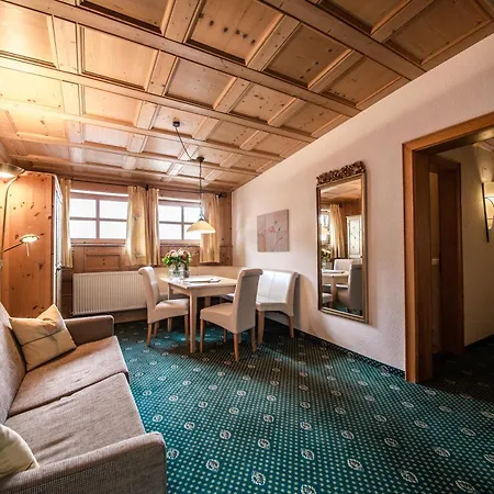 Hotel Kristall